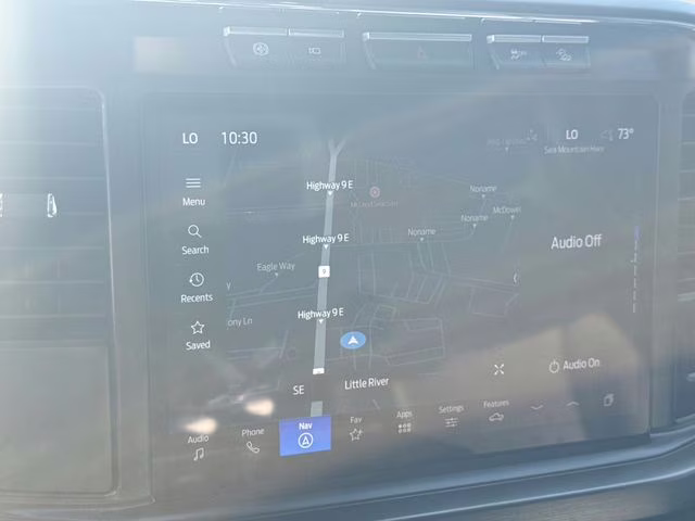 2023 White Metallic Ford Super Duty F-250 SRW Lariat 4X4 Truck