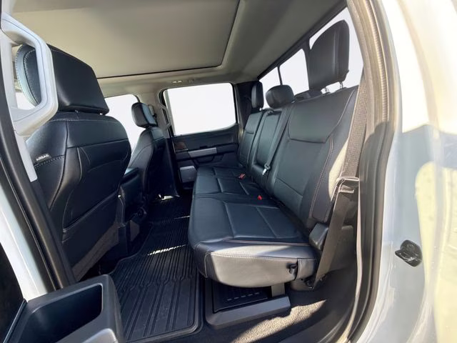 2023 White Metallic Ford Super Duty F-250 SRW Lariat 4X4 Truck