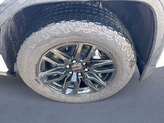 2024 Summit White GMC Sierra 1500 Elevation 4X4 Truck