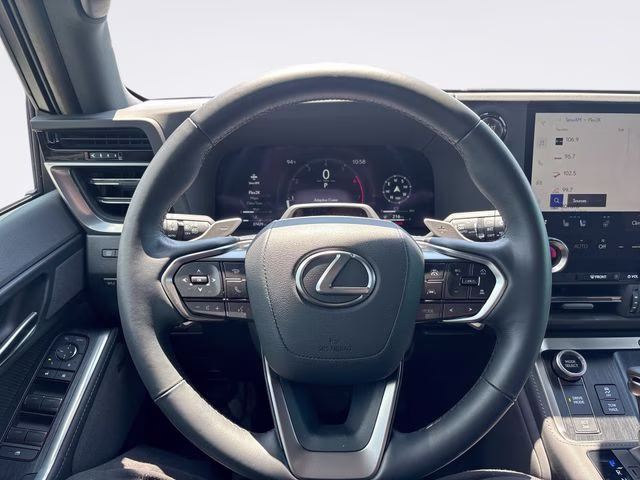 2024 Eminent White Pearl Lexus GX 550 Luxury 4X4 SUV
