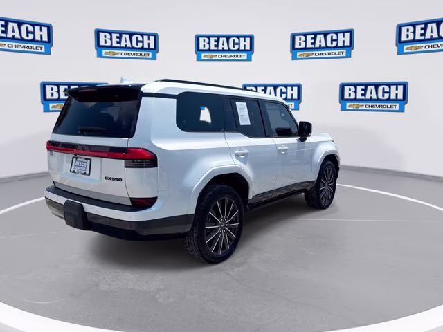 2024 Eminent White Pearl Lexus GX 550 Luxury 4X4 SUV