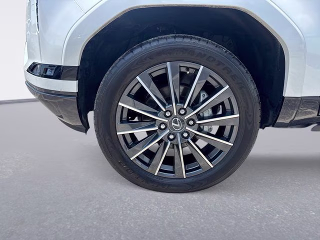 2024 Eminent White Pearl Lexus GX 550 Luxury 4X4 SUV