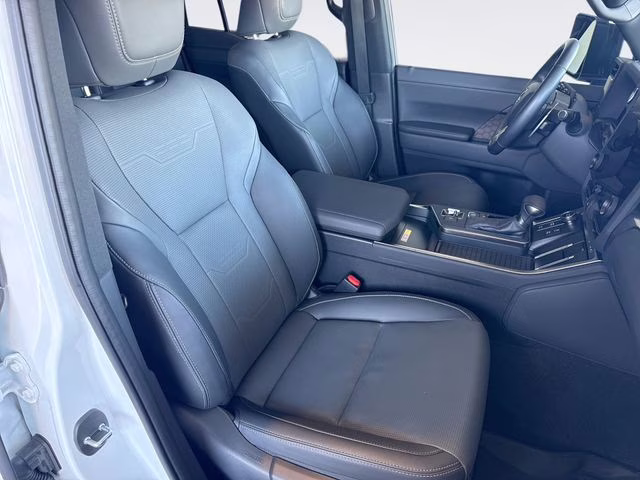 2024 Eminent White Pearl Lexus GX 550 Luxury 4X4 SUV