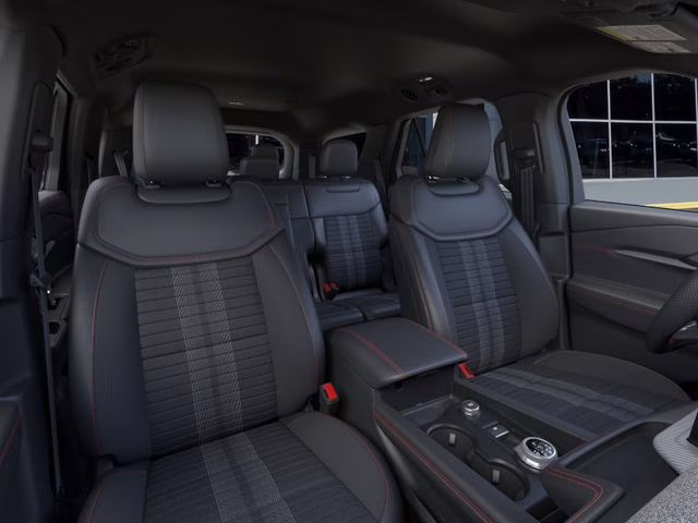 2026 Star White Metallic Tri-Coat Ford Explorer ST-Line RWD SUV