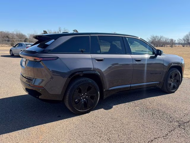 2024 Baltic Gray Metallic Clearcoat Jeep Wagoneer S Launch Edition 4X4 SUV