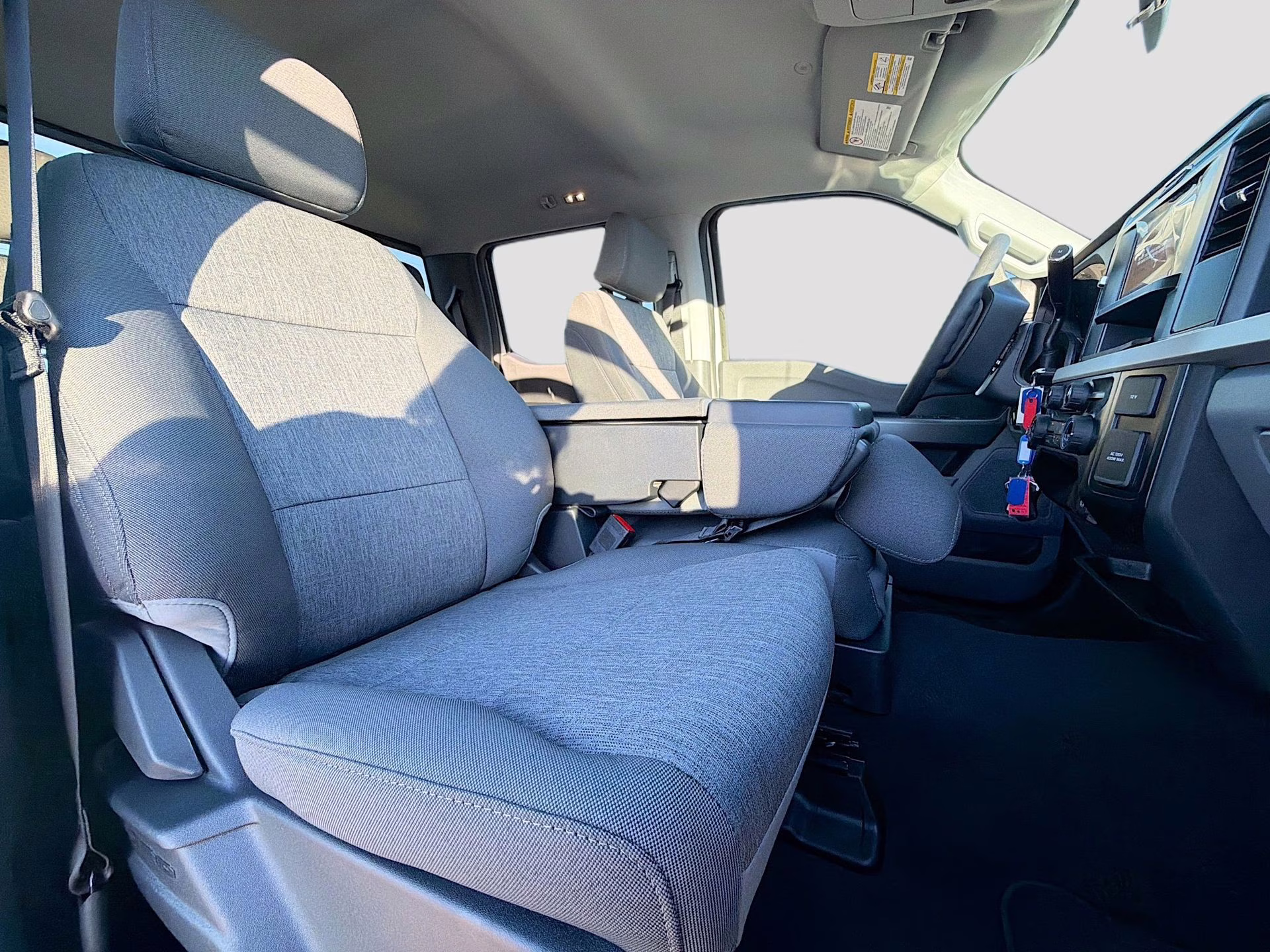 2026 Avalanche Ford Super Duty F-250 SRW XL 4X4 Truck