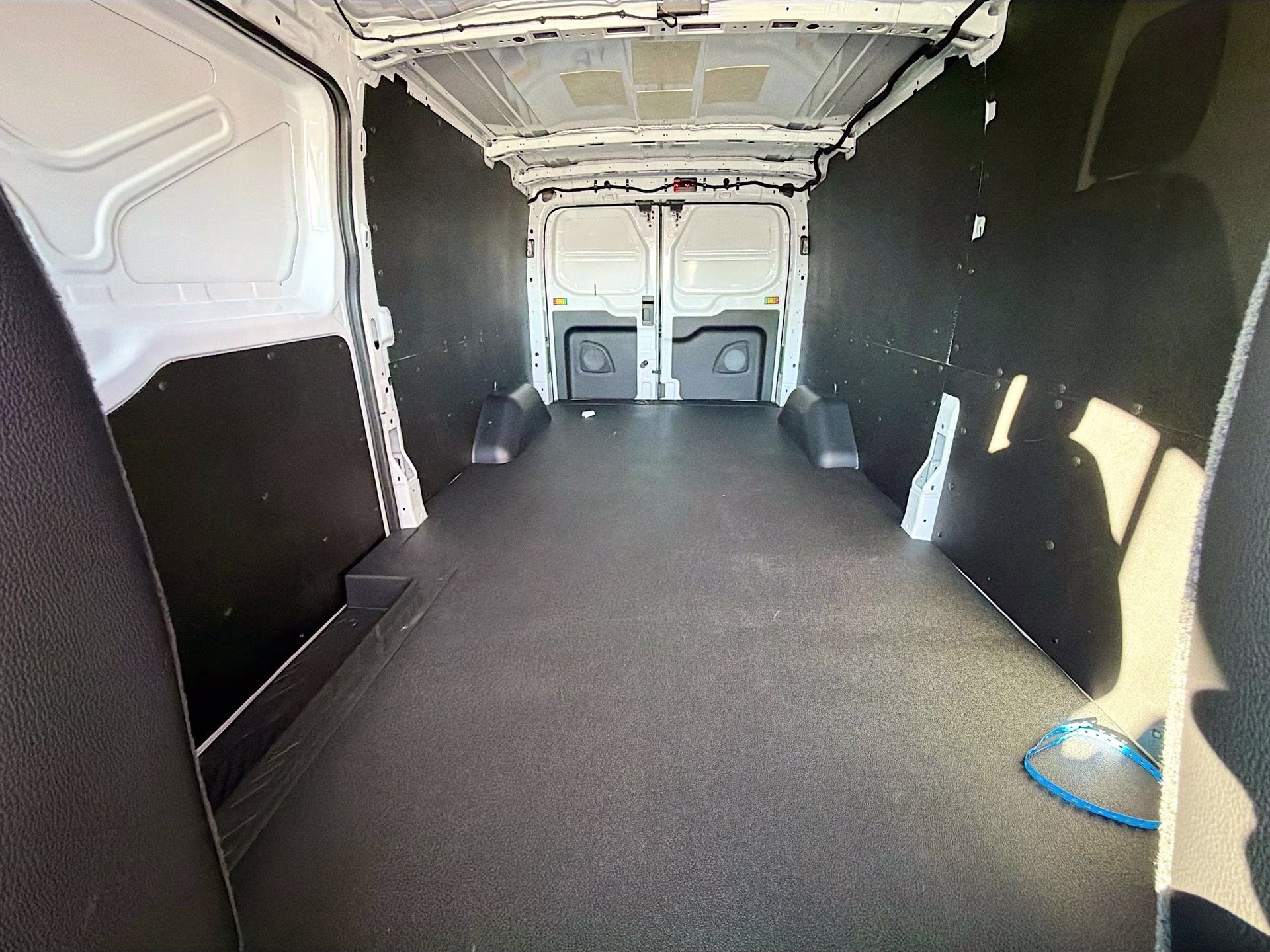 2026 Oxford White Ford Transit-250 Base RWD Van