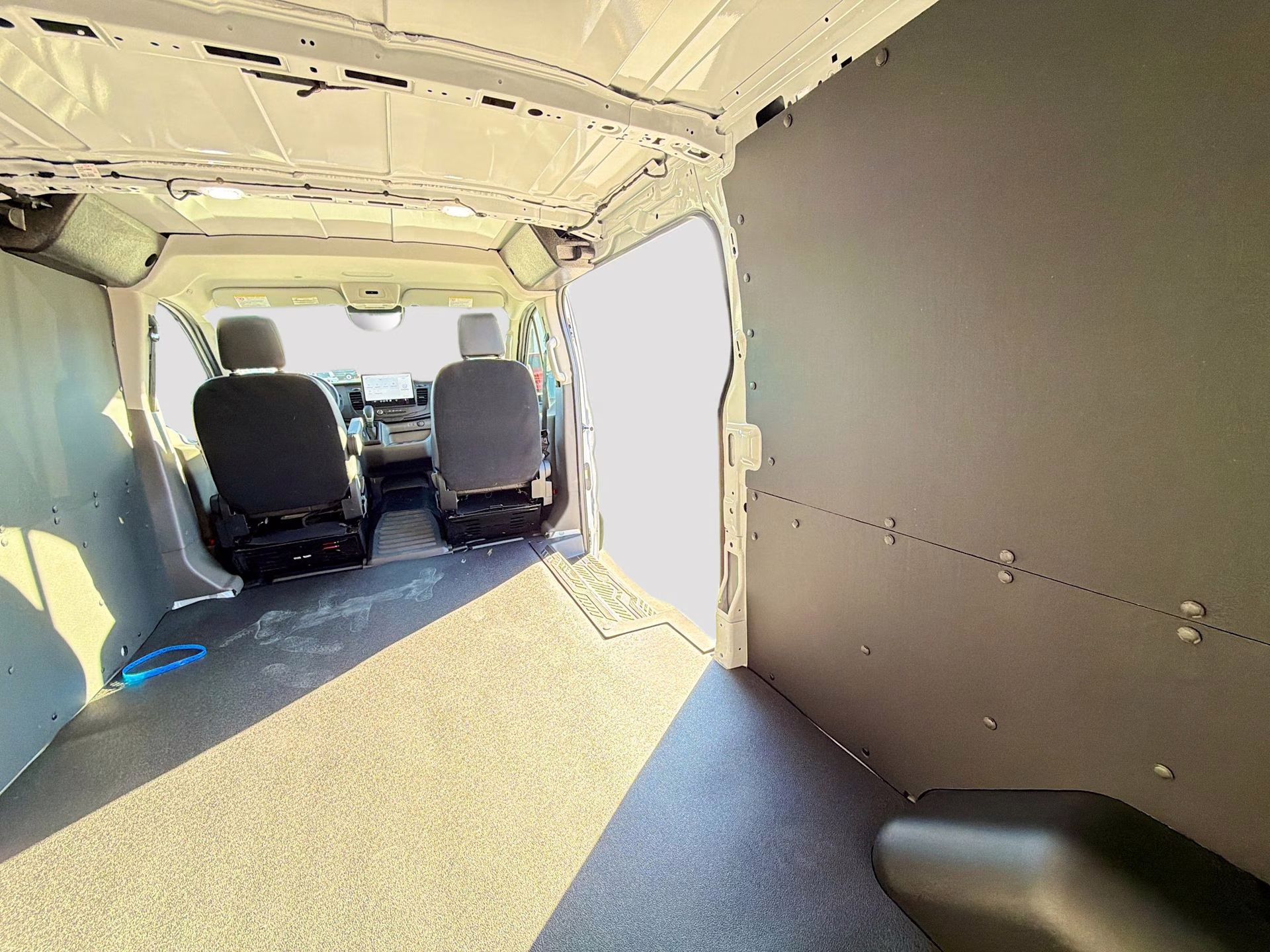 2026 Oxford White Ford Transit-250 Base RWD Van