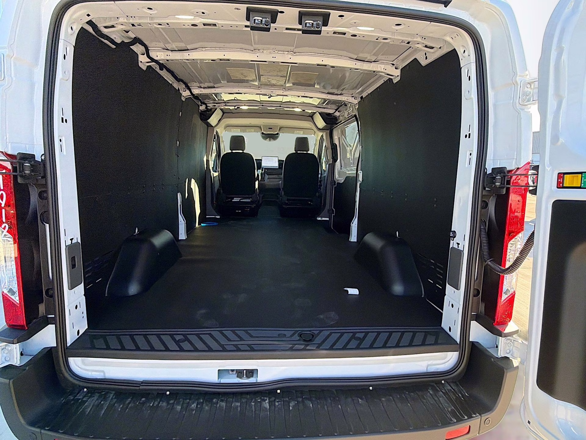 2026 Oxford White Ford Transit-250 Base RWD Van