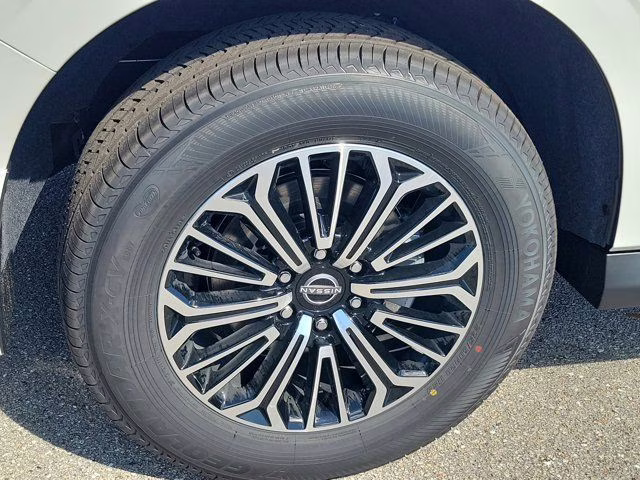 2026 Aspen White Tricoat Nissan Armada Platinum RWD SUV