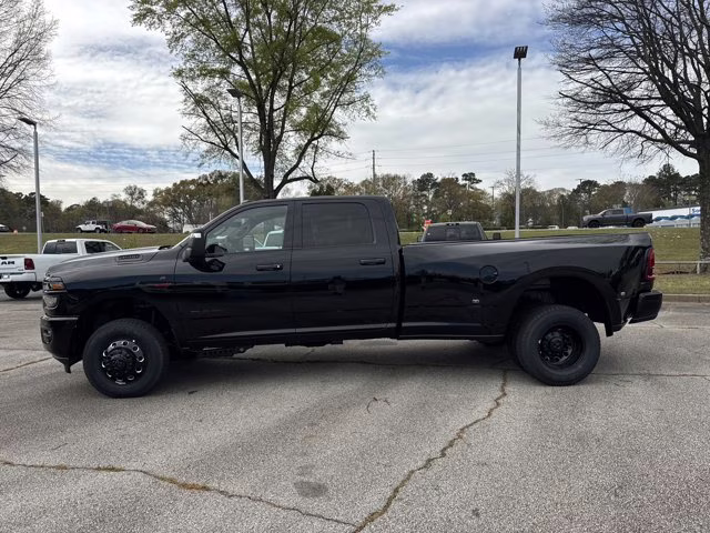 2026 Diamond Black Crystal Pearlcoat Ram 3500 Big Horn 4X4 Truck