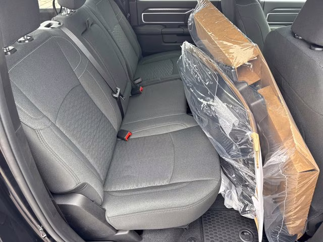 2026 Diamond Black Crystal Pearlcoat Ram 3500 Big Horn 4X4 Truck