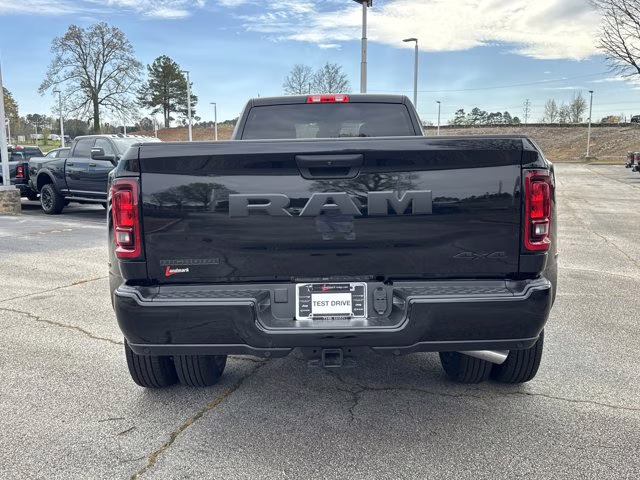 2026 Diamond Black Crystal Pearlcoat Ram 3500 Big Horn 4X4 Truck