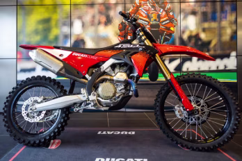 2026 RACING RED LIVERY Ducati FACTORY 450MX DESMO