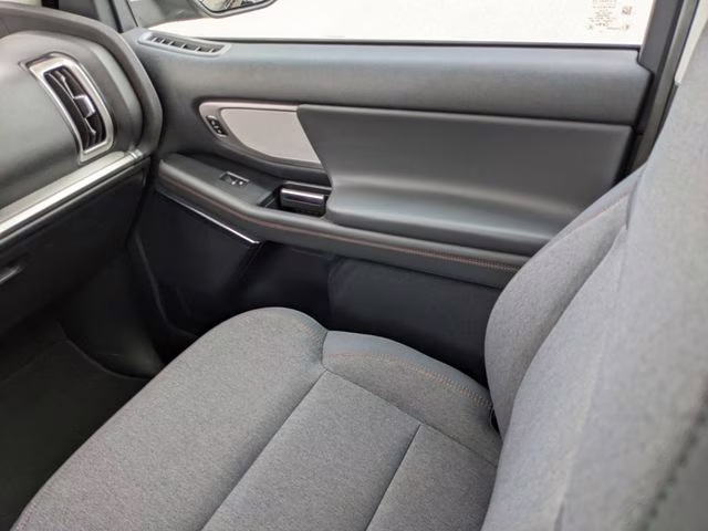 2025 Black Metallic Ford Expedition Active 4X4 SUV