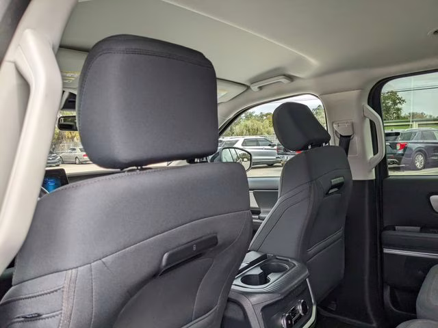 2025 Black Metallic Ford Expedition Active 4X4 SUV