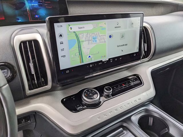 2025 Black Metallic Ford Expedition Active 4X4 SUV