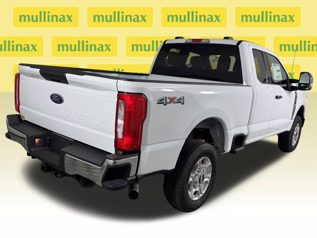 2026 Oxford White Ford Super Duty F-250 SRW XLT 4X4 Truck