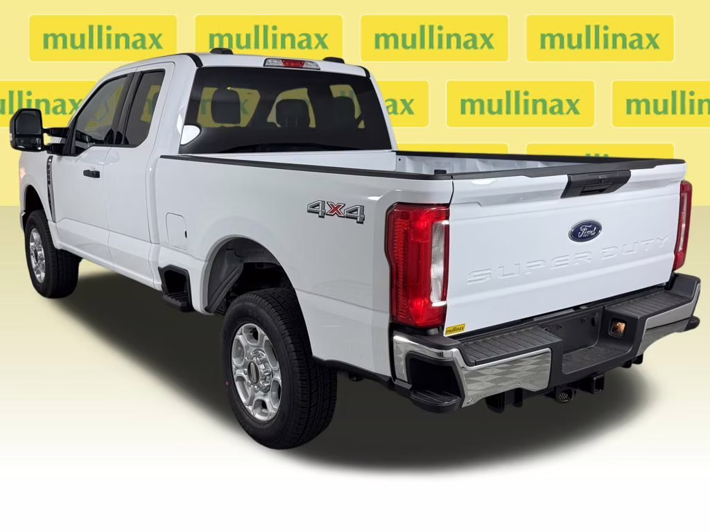 2026 Oxford White Ford Super Duty F-250 SRW XLT 4X4 Truck