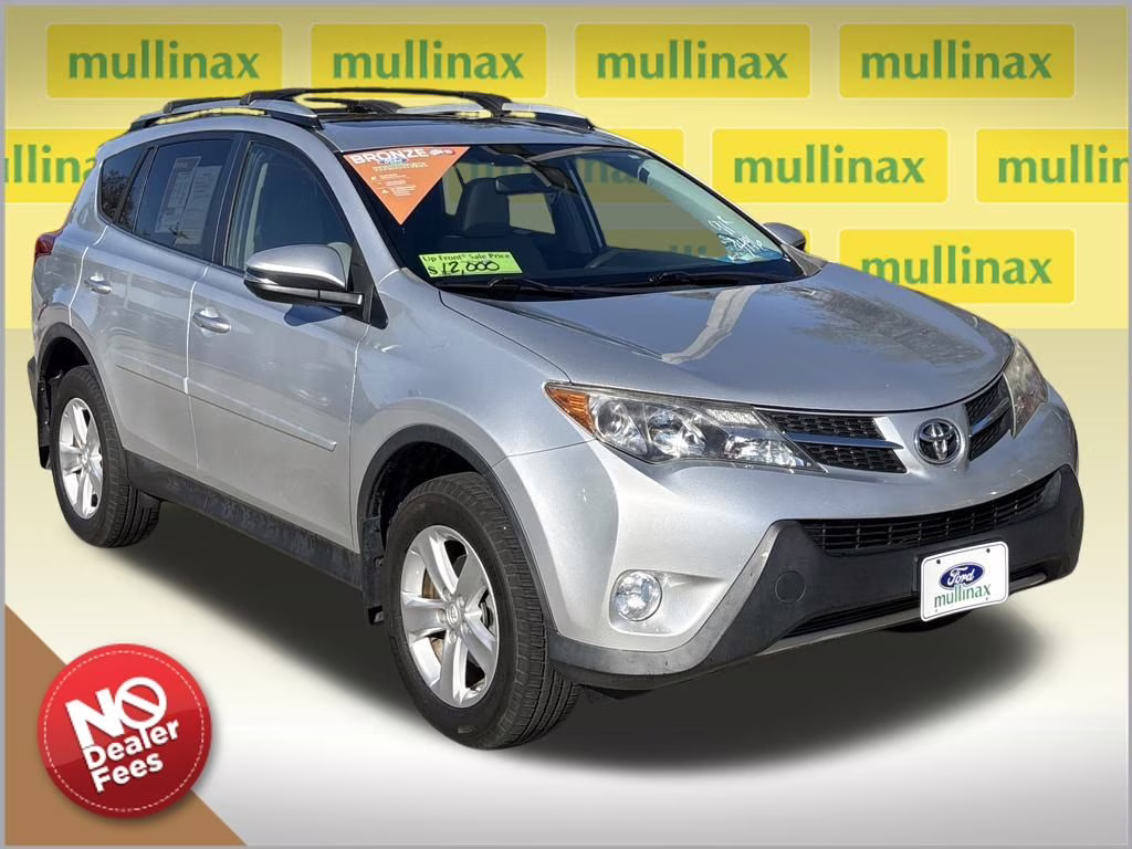 2013 Classic Silver Metallic Toyota RAV4 XLE AWD SUV