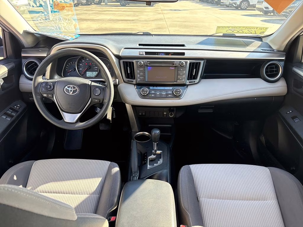 2013 Classic Silver Metallic Toyota RAV4 XLE AWD SUV