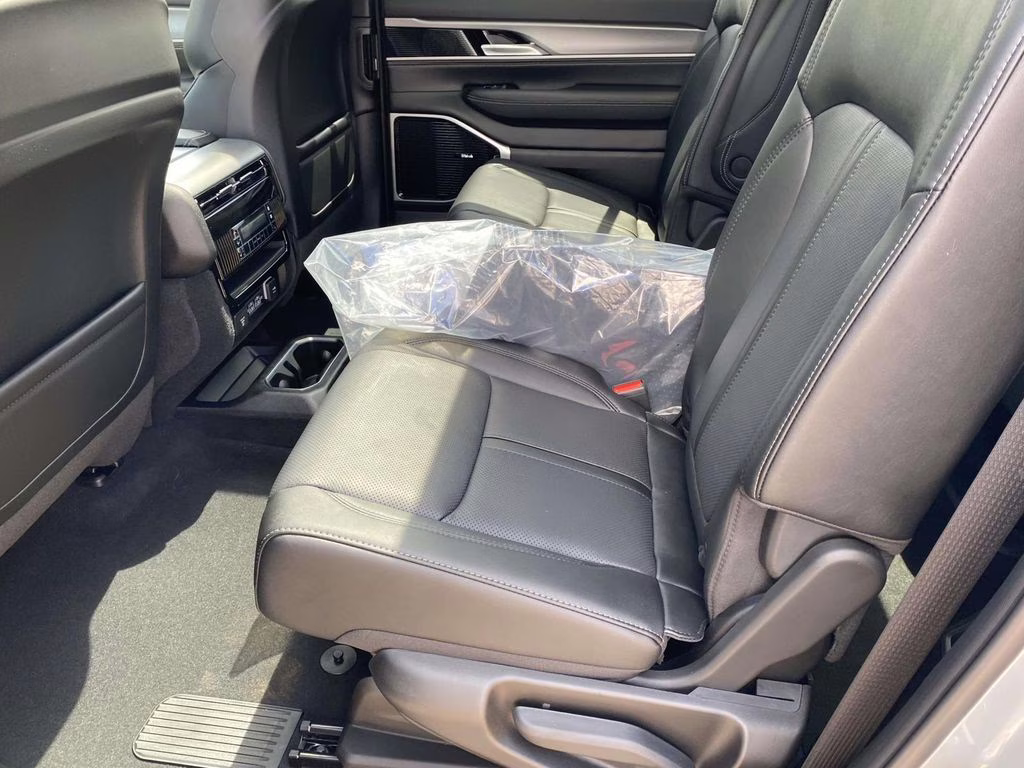 2026 Silver Zynith Jeep Grand Wagoneer Limited Altitude 4X4 SUV