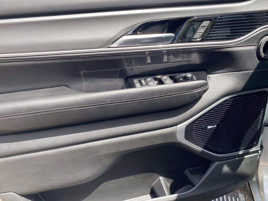 2026 Silver Zynith Jeep Grand Wagoneer Limited Altitude 4X4 SUV