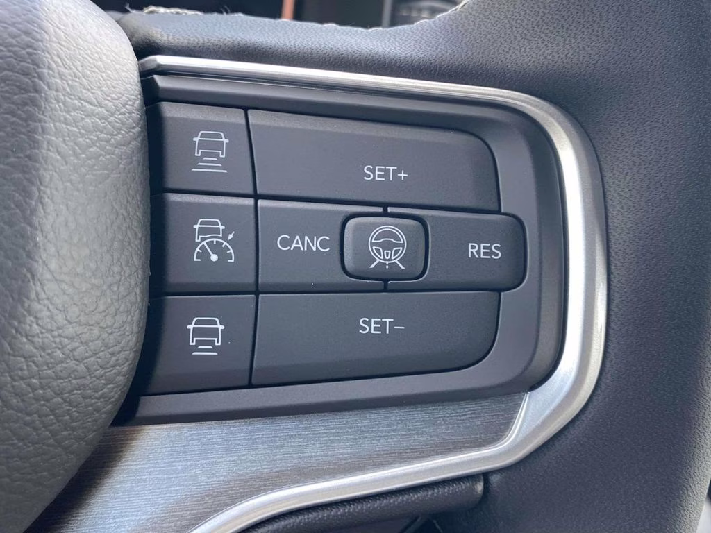 2026 Silver Zynith Jeep Grand Wagoneer Limited Altitude 4X4 SUV