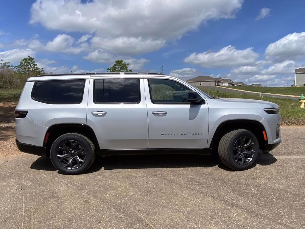 2026 Silver Zynith Jeep Grand Wagoneer Limited Altitude 4X4 SUV