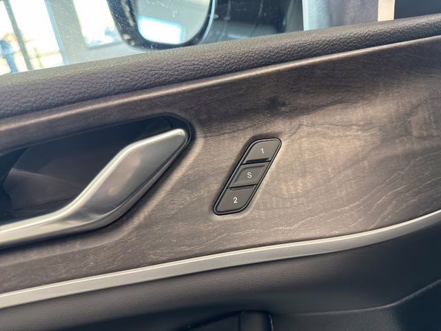 2026 Bright White Clearcoat Jeep Grand Cherokee Limited 4X4 SUV