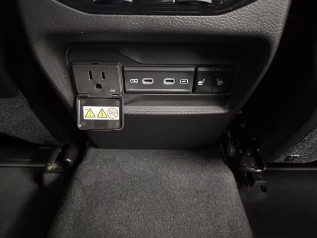 2026 Bright White Clearcoat Jeep Grand Cherokee Limited 4X4 SUV