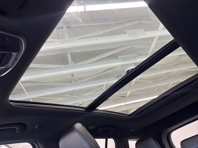 2026 Bright White Clearcoat Jeep Grand Cherokee Limited 4X4 SUV