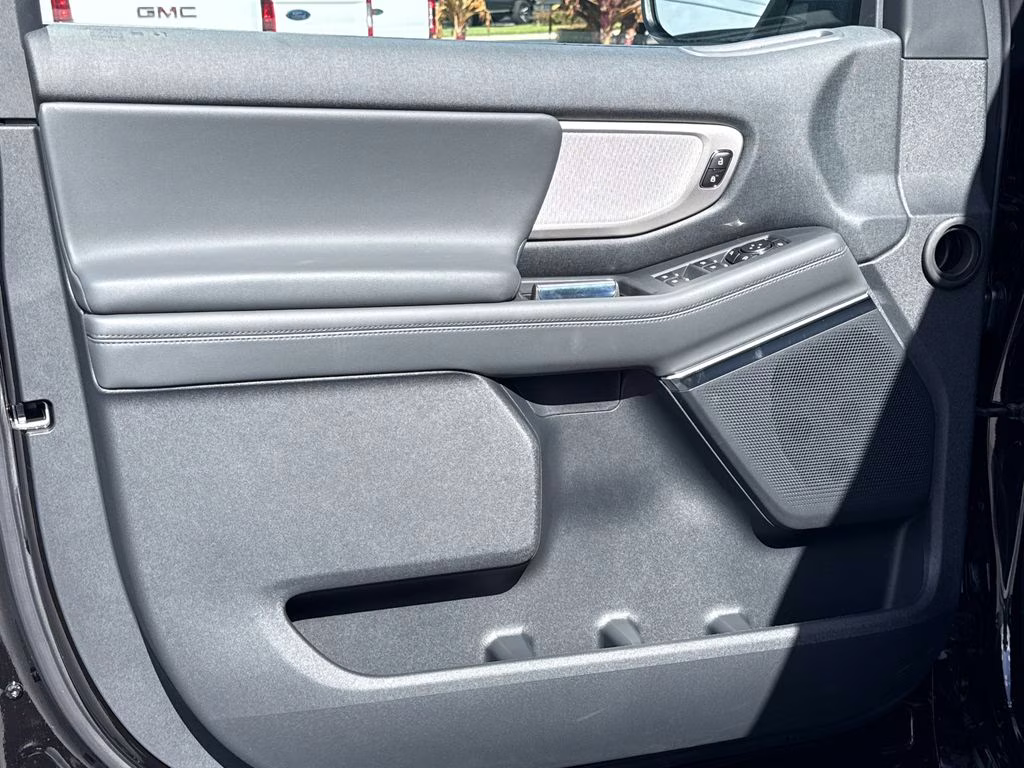 2026 Agate Black Metallic Ford Expedition Active RWD SUV