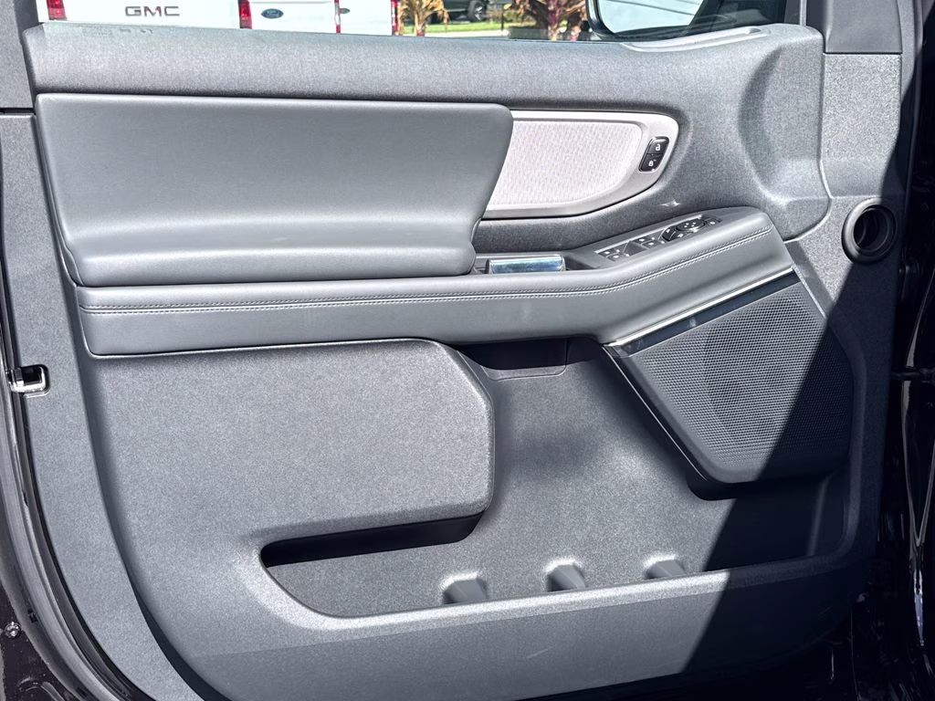 2026 Agate Black Metallic Ford Expedition Active RWD SUV