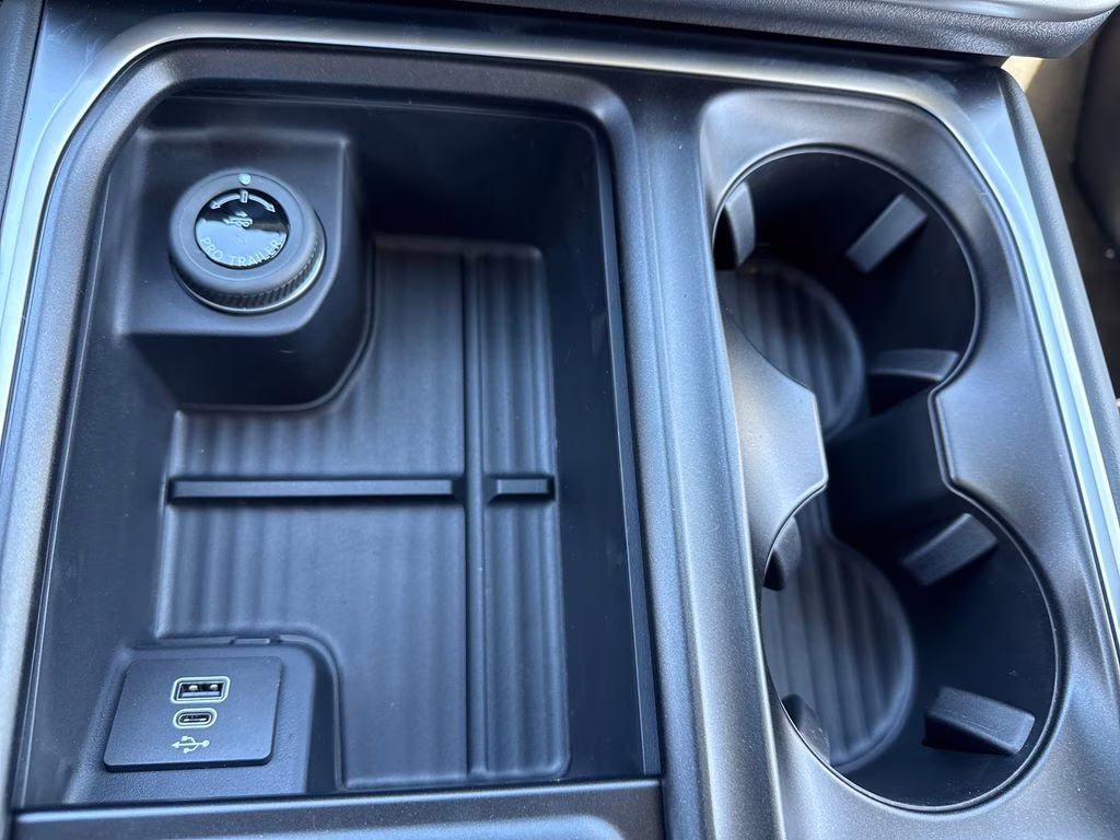 2026 Agate Black Metallic Ford Expedition Active RWD SUV