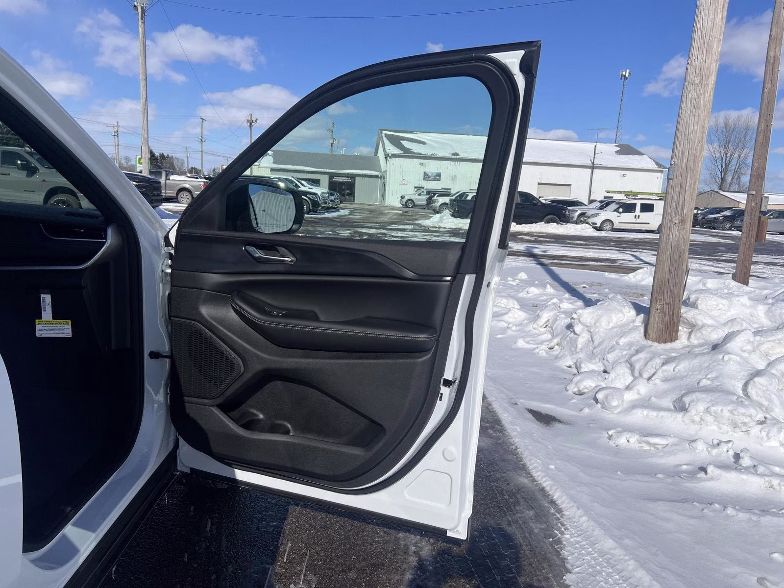 2026 Bright White Clearcoat Jeep Grand Cherokee L Laredo 4X4 SUV