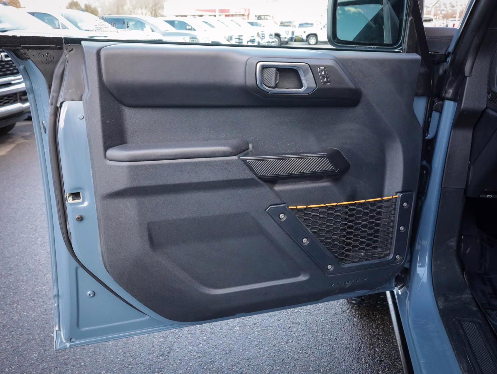 2024 Azure Gray Metallic Tri-Coat Ford Bronco Badlands 4 Door Advanced 4x4 4X4 SUV