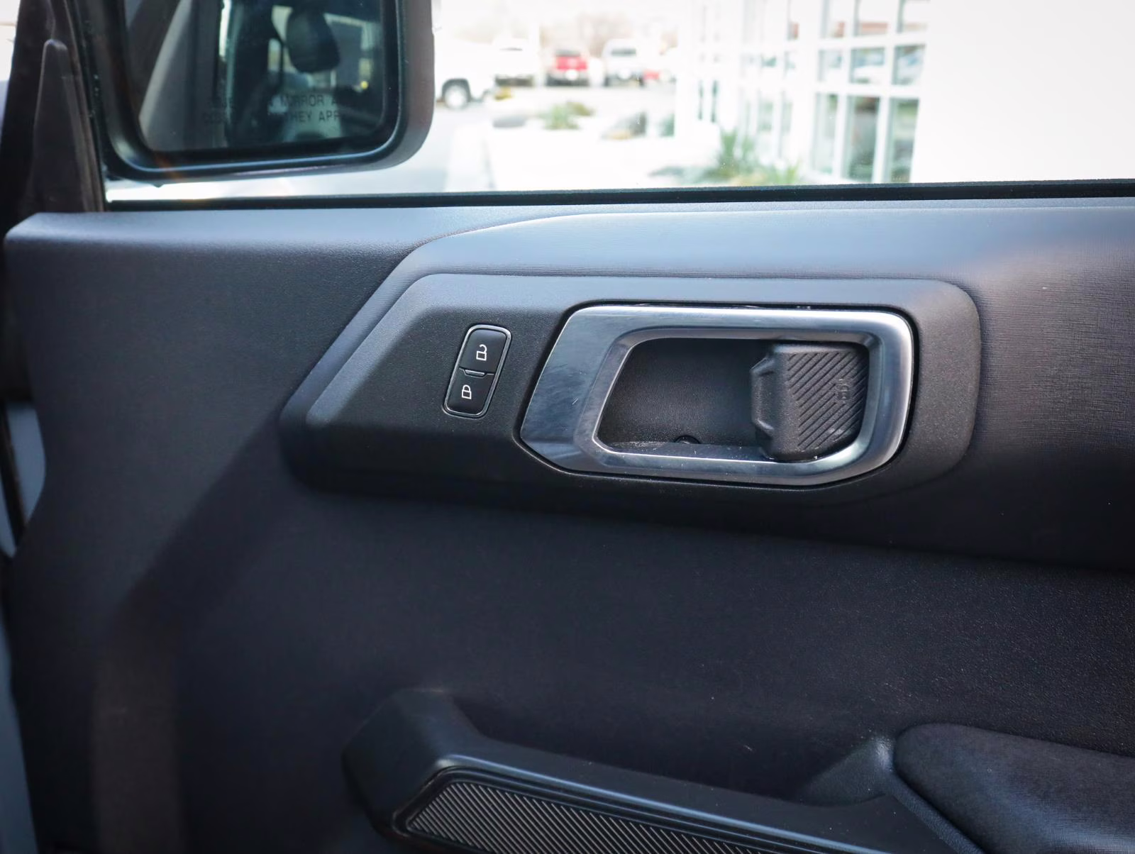 2024 Azure Gray Metallic Tri-Coat Ford Bronco Badlands 4 Door Advanced 4x4 4X4 SUV