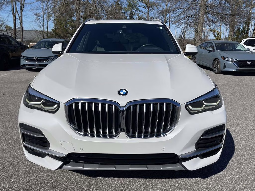 2022 Mineral White Metallic BMW X5 sDrive40i RWD SUV