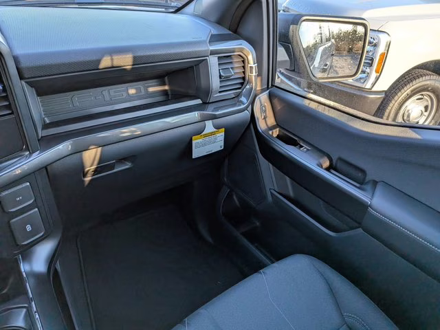 2026 Avalanche Ford F-150 STX 4X4 Truck