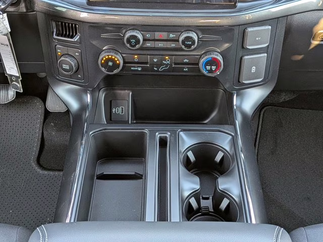 2026 Avalanche Ford F-150 STX 4X4 Truck