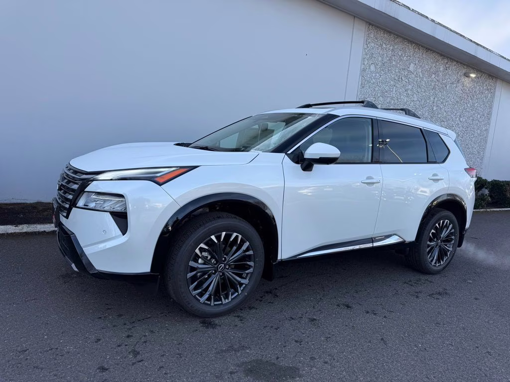 2026 Everest White Pearl Tricoat Nissan Rogue Platinum AWD SUV