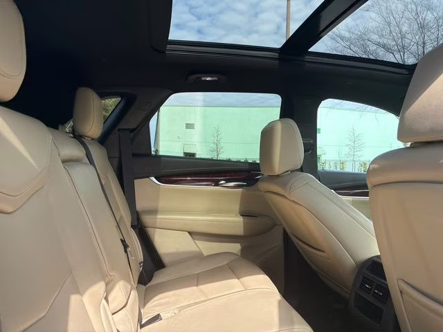 2019 Dark Mocha Metallic Cadillac XT5 Luxury AWD SUV