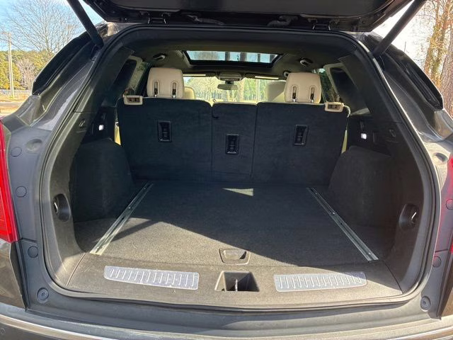 2019 Dark Mocha Metallic Cadillac XT5 Luxury AWD SUV