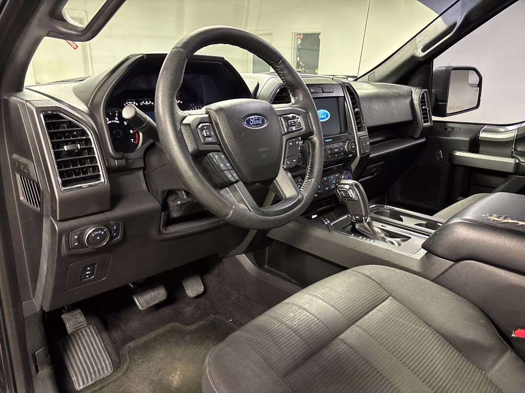 2016 Shadow Black Ford F-150 XLT 4X4 Truck