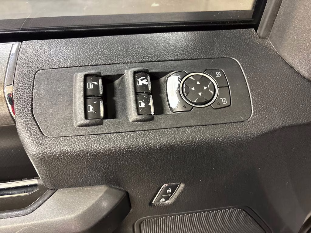 2016 Shadow Black Ford F-150 XLT 4X4 Truck