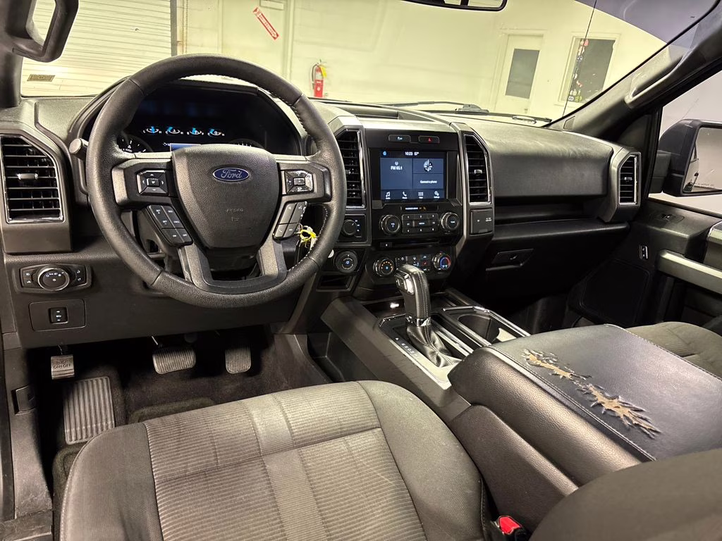 2016 Shadow Black Ford F-150 XLT 4X4 Truck