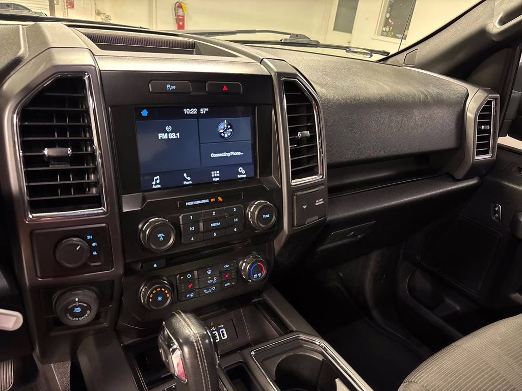 2016 Shadow Black Ford F-150 XLT 4X4 Truck