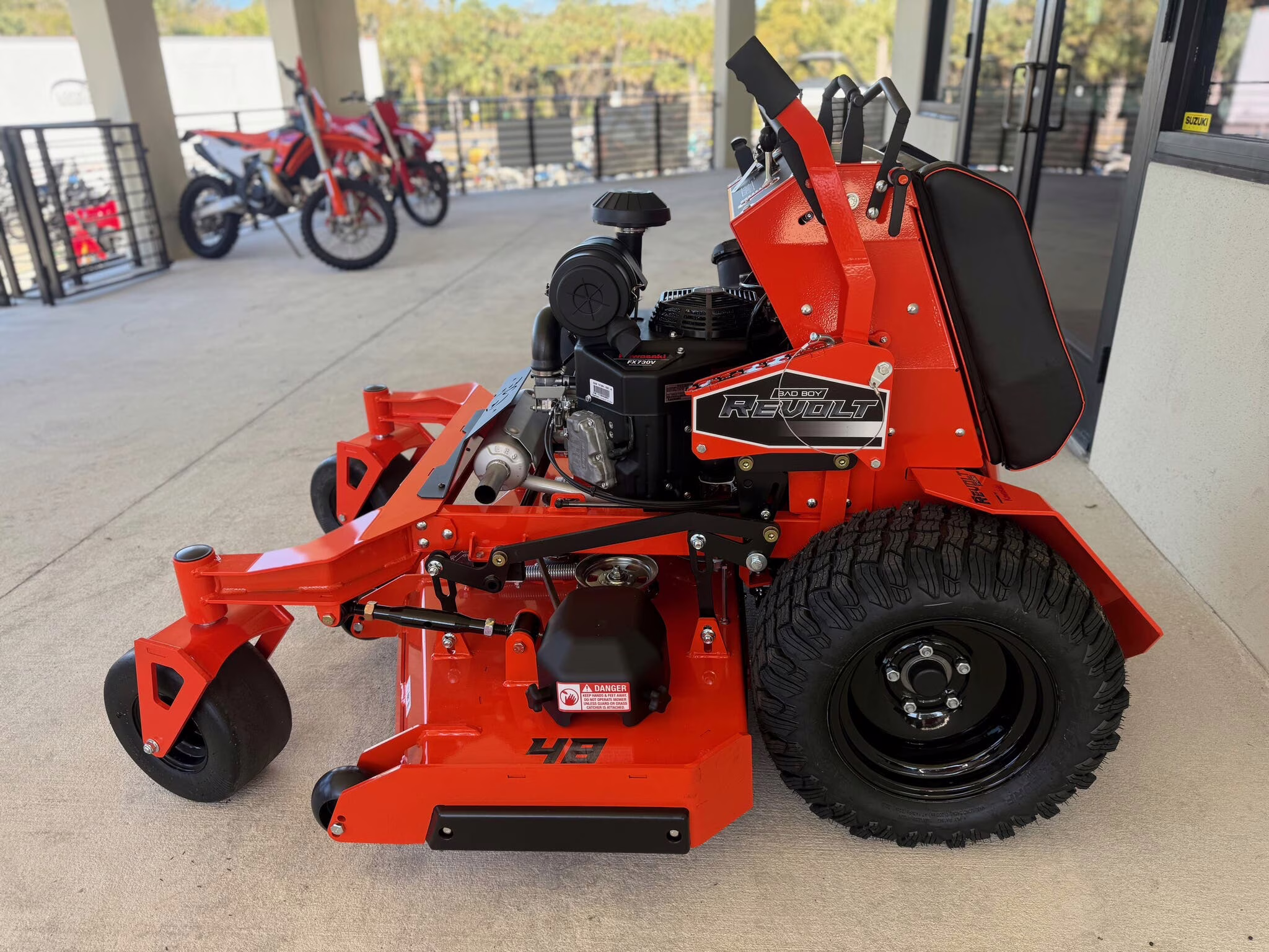 2026 Bad Boy Mowers Outlaw Revolt 48 Lawn Mower