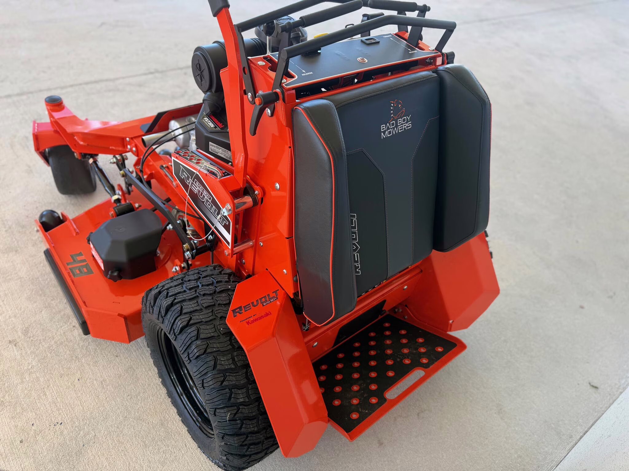 2026 Bad Boy Mowers Outlaw Revolt 48 Lawn Mower